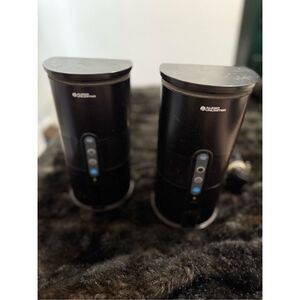 Audio Unlimited 900 MHz Wireless Pair Of Speakers **Speakers ONLY